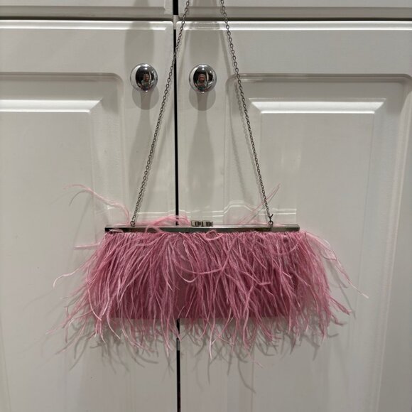 NWOT – BCBG Rose Pink Feather Envelope Purse - Picture 3 of 6